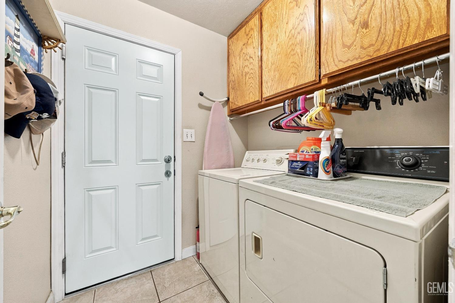 8809 District Blvd photo 15