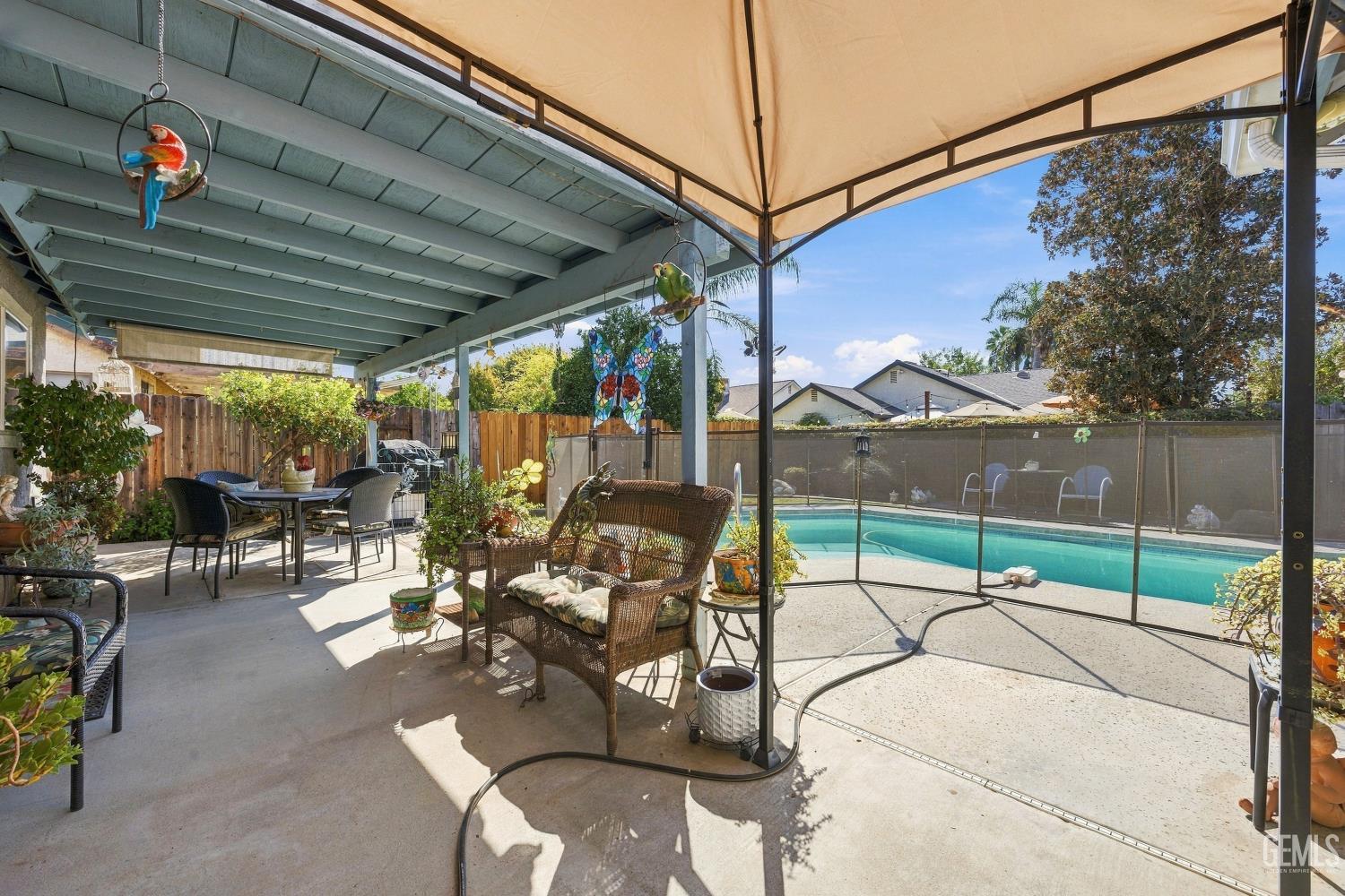 8809 District Blvd photo 18