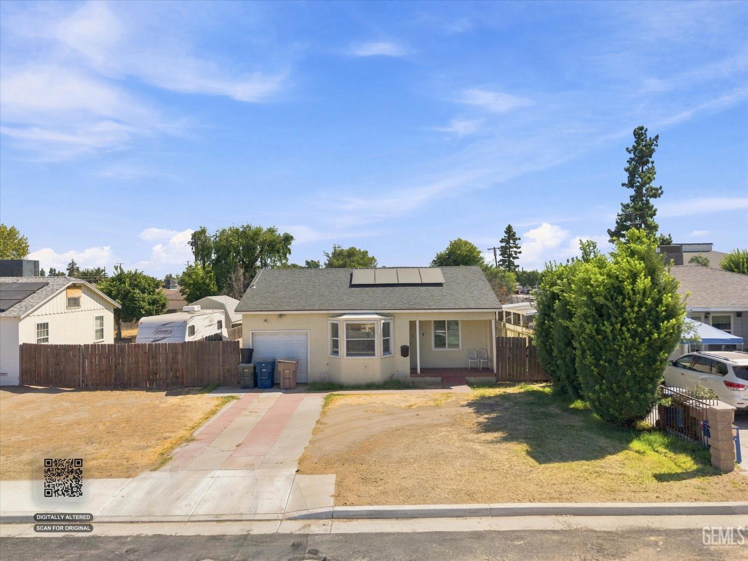 1609 El Ralfo Dr, Bakersfield, CA 93304 front exterior