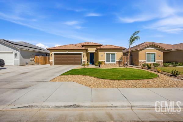 7806 Cuyama River St, Bakersfield, CA 93311 front exterior