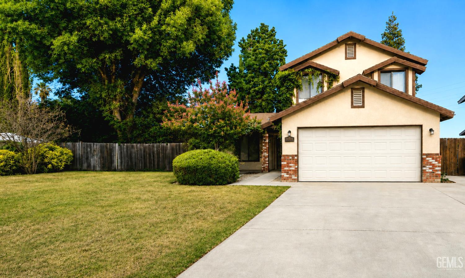 9001 Coulter Court, Bakersfield, CA 93311 front exterior